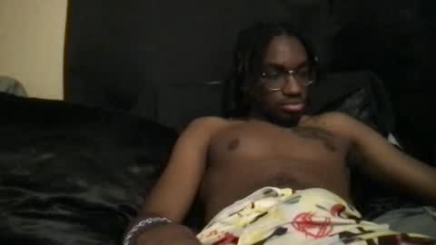 Snapshot of king_lj293 chatting on 03.10.25 king lj online show from 03.10.25