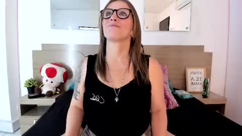 Snapshot of king_n_kathe_ chatting on 08.05.26 King Kathe online show from 08.05.26