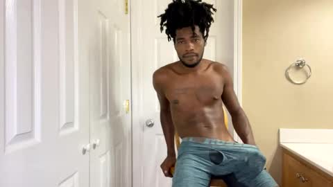 King Almighty01 online show from 10.13.25