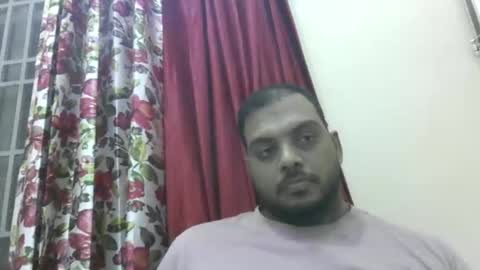 Snapshot of kingalpines1 chatting on 05.17.26 kingalpines1 online show from 05.17.26