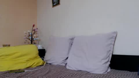 sexysexyhotwetpinkredpussy online show from 09.11.25