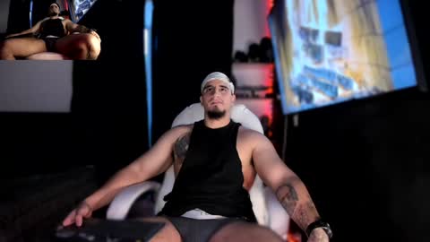 Snapshot of kingbear777 chatting on 12.22.24 King Bear online show from 12.22.24