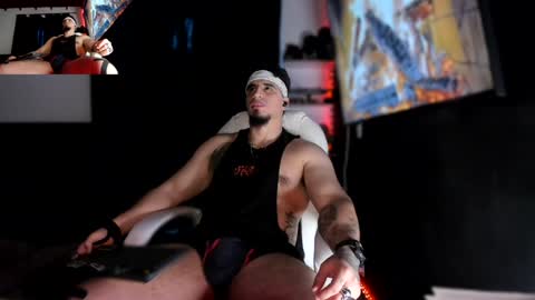 Snapshot of kingbear777 chatting on 01.27.25 King Bear online show from 01.27.25