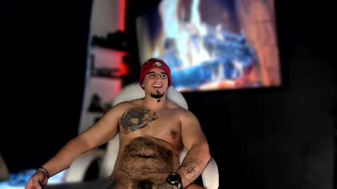 Snapshot of kingbear777 chatting on 01.28.25 King Bear online show from 01.28.25