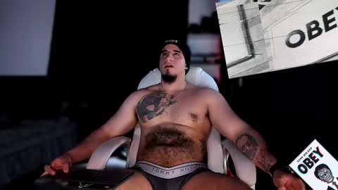 Snapshot of kingbear777 chatting on 02.07.25 King Bear online show from 02.07.25