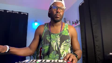 KC online show from 03.02.25