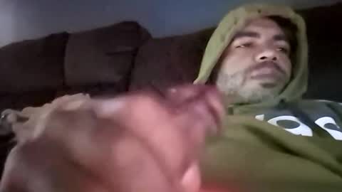 Snapshot of kingelizar12 chatting on 10.22.25 kingelizar12 online show from 10.22.25