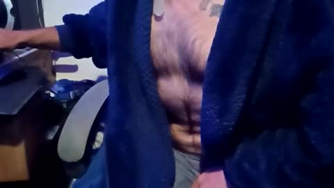 Snapshot of kingfisherrobbie chatting on 10.02.25 Robbie  online show from 10.02.25