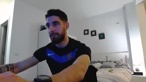 KingKarlos  online show from 03.04.25