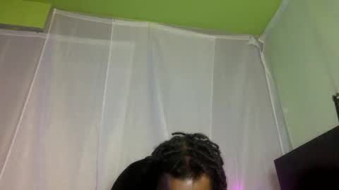 Snapshot of kinglibra420 chatting on 12.05.24 loyal fuck online show from 12.05.24