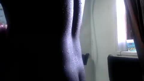 Snapshot of kinglibra420 chatting on 12.06.24 loyal fuck online show from 12.06.24