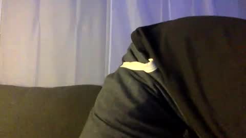 Snapshot of kinglibra420 chatting on 12.08.24 loyal fuck online show from 12.08.24