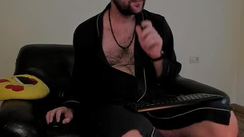 The King online show from 11.17.25