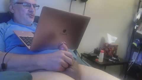 kingtongue10 online show from 03.10.26