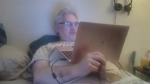 kingtongue10 online show from 03.14.26