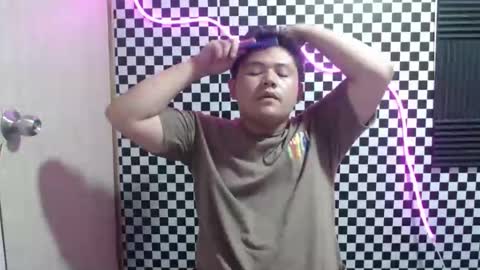 Yuki online show from 04.04.26