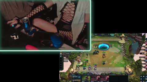 kinkeysole online show from 02.05.25