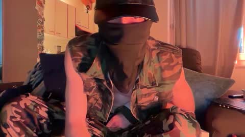 kinksterarmyboi online show from 04.04.26