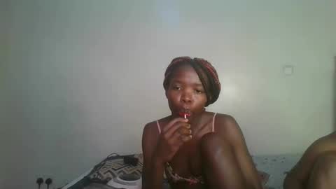 Snapshot of kinky_aria chatting on 09.20.25 kinky_aria online show from 09.20.25