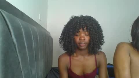 Snapshot of kinky_aria chatting on 10.20.25 kinky_aria online show from 10.20.25