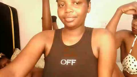 Lola online show from 10.08.25