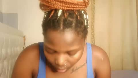 Lola online show from 03.25.26