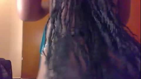 Pixie online show from 09.18.25