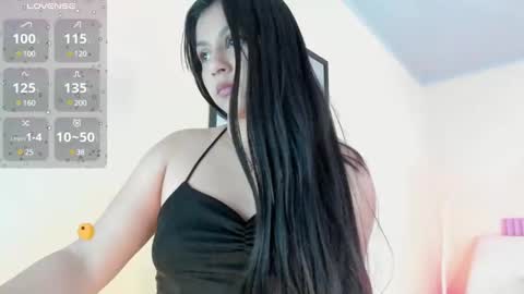 kinky yeyns online show from 01.08.25