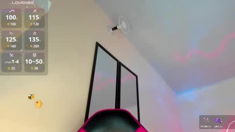 kinky yeyns online show from 01.11.25