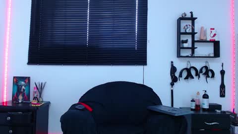 Allison  Diego online show from 02.27.25