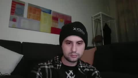 Maysie and Hunter online show from 12.03.24