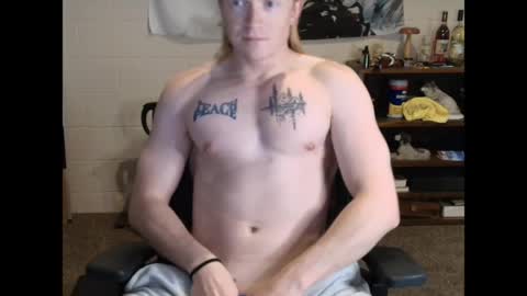 Snapshot of kinkycrusader chatting on 04.10.26 Fabio online show from 04.10.26