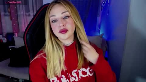  Sara  online show from 12.22.25