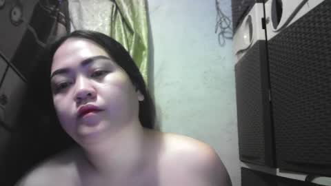 Snapshot of kinkyhotcumm chatting on 10.25.25 KAREN online show from 10.25.25