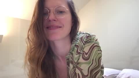 Mary the Soulmate online show from 01.10.25