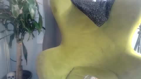 Snapshot of kinkypinkyplay2 chatting on 01.29.25 Kinky Pinky online show from 01.29.25