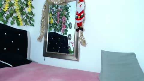 Isabella  online show from 12.06.24