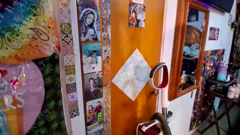 Snapshot of kinkyteam6969 chatting on 10.18.25 kinkyteam6969 online show from 10.18.25