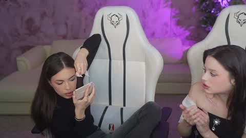 Sweet girls online show from 03.08.25