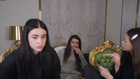 Sweet girls online show from 03.11.25
