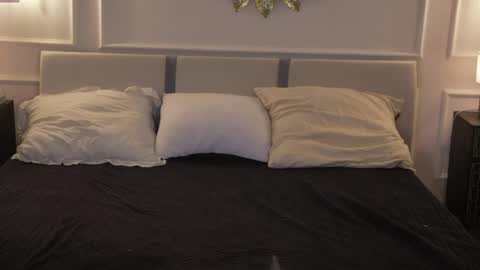 Sweet girls online show from 04.14.26