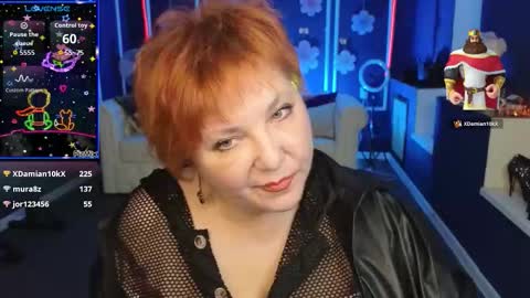 Kira Kennet online show from 10.20.25