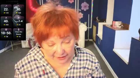 Snapshot of kira_kennet chatting on 04.17.26 Kira Kennet online show from 04.17.26