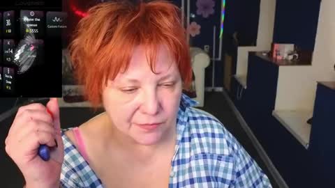Snapshot of kira_kennet chatting on 04.17.26 Kira Kennet online show from 04.17.26