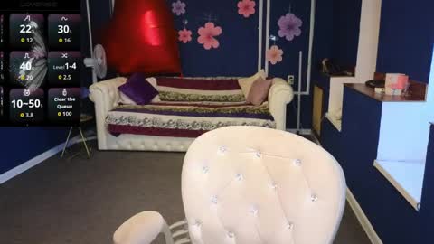 Snapshot of kira_kennet chatting on 05.16.26 Kira Kennet online show from 05.16.26