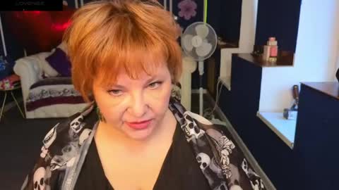Snapshot of kira_kennet chatting on 05.28.26 Kira Kennet online show from 05.28.26