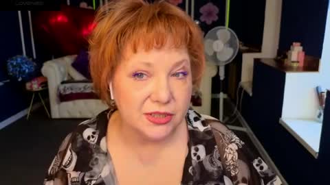 Snapshot of kira_kennet chatting on 05.29.26 Kira Kennet online show from 05.29.26