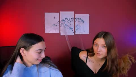 kira_light__ online show from 10.29.25