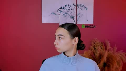 kira_light__ online show from 11.11.25