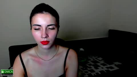 Snapshot of kira_moon_1 chatting on 12.07.24 Kira  online show from 12.07.24